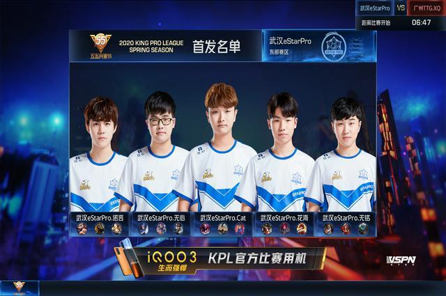 她近年来在 她近年来在